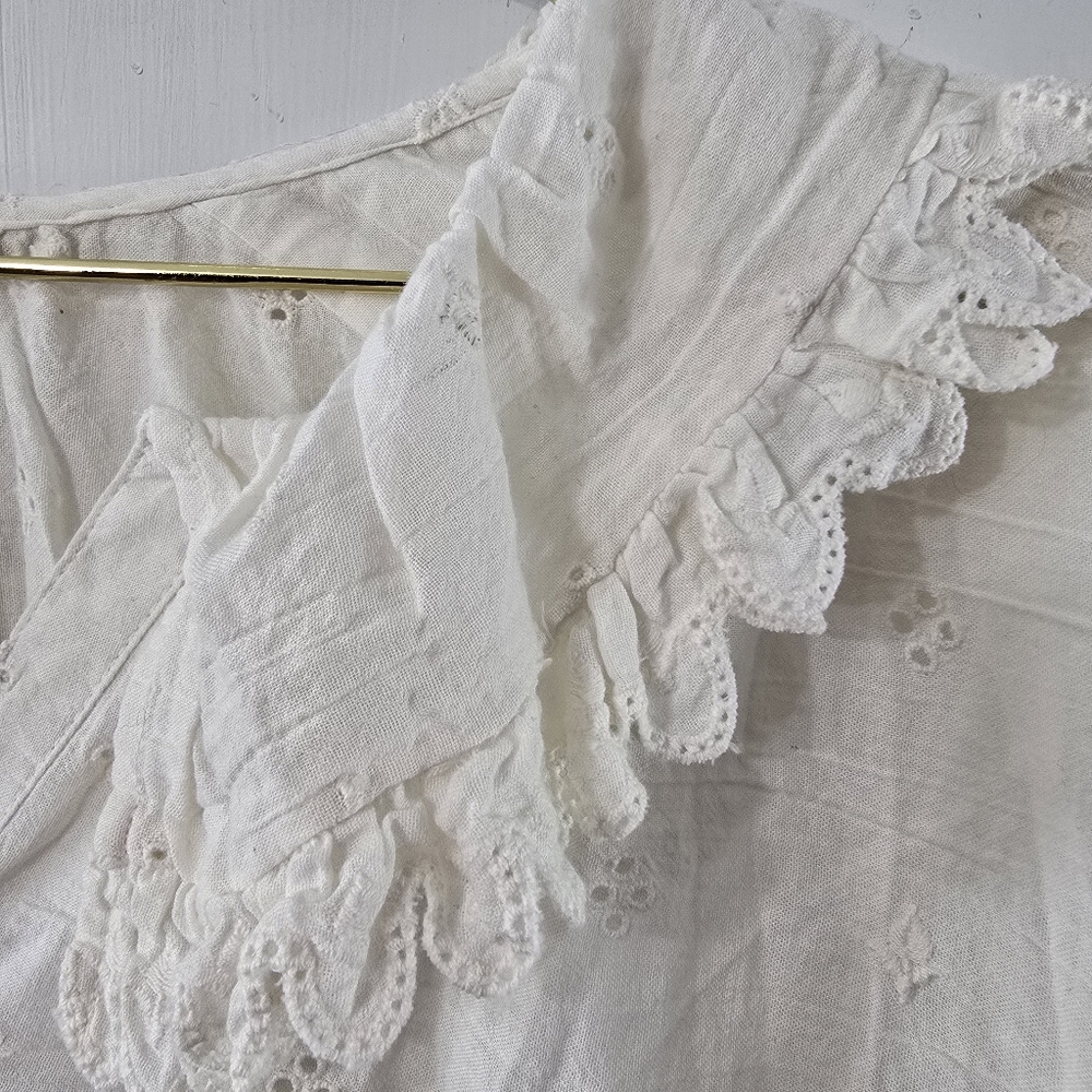 Sundance Embroidered Eyelet Blouse Peter Pan Collar Half Button Long Sleeve M - Picture 5 of 12